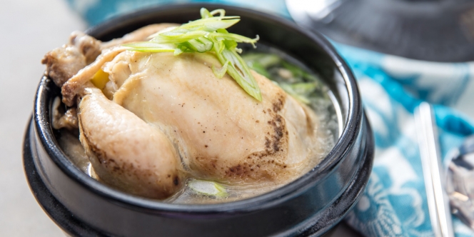 5 Resep Cara Membuat Sup Ayam Bening Sederhana yang Enak dengan Makaroni dan Ceker