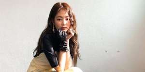 Pesona Jennie Blackpink Jadi Model Calvin Klein, Perut Ratanya Bikin Salah Fokus