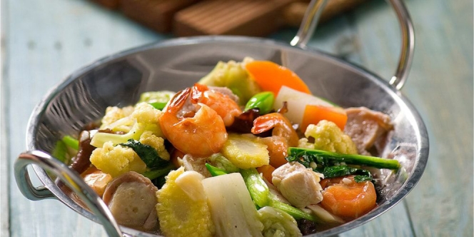 6 Resep Cara Membuat Capcay Goreng Sayur Sederhana dengan Seafood Special yang Pedas