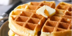 10 Resep Cara Membuat Waffle Coklat Crispy Tanpa Cetakan Sederhana yang Lembut