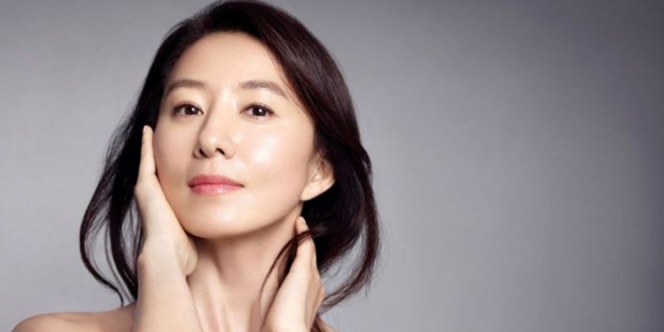 Cantiknya Potret Muda Kim Hee Ae 'The World of the Married', yang Begini Kok Masih Diselingkuhin Sih