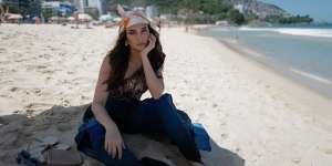 Sosok Cintacha Roselina Ini Dibilang Mirip dengan Luna Maya, Bak Pinang Dibelah Dua!