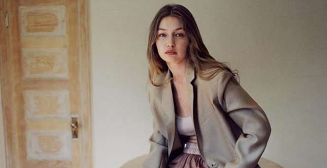 Gampang Banget, Ini Dia Tips Kecantikan Sederhana Gigi Hadid yang Bisa Kamu Tiru!