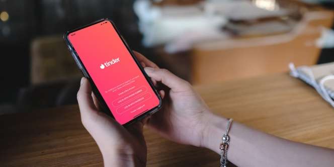 Berniat Cari Jodoh Lewat Tinder? Yuk, Simak Tips Biar Sukses Menarik Perhatian