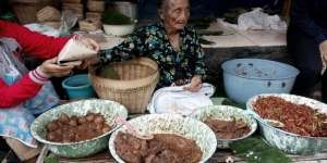 Lezatnya Gudeg Mbah Lindu, Rasanya Gak Berubah Sejak Zaman Penjajahan Kolonial Belanda loh!