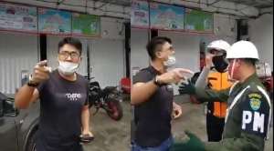 Viral! Seorang Pria Ngegas Ke Petugas PSBB Karena Tak Mau Istrinya Duduk Dibelakang Mobil