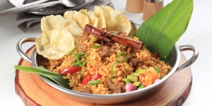 Cara Membuat Nasi Kebuli Kambing dan Daging Sapi dengan Rice Cooker Sederhana yang Enak