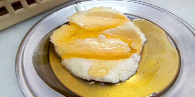 Kaymak, Desert Susu Kerbau dari Tradisi Kesultanan Ottoman yang Manisnya Dijamin Bikin Kamu Meleleh!