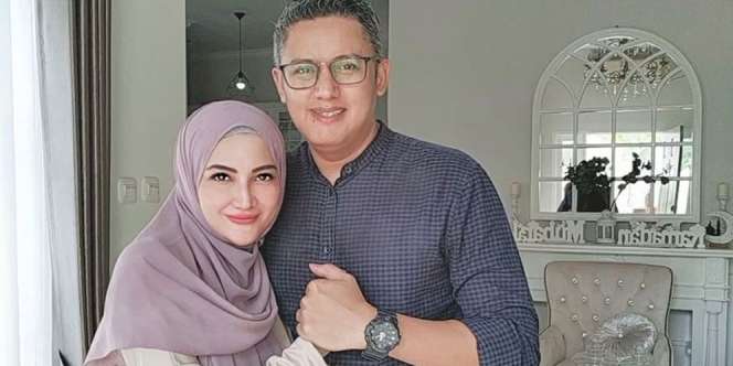 8 Potret Rumah Natalie Sarah yang Serba Putih ala Eropa dan Ada Tempat Pikniknya