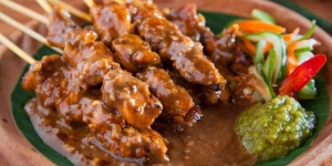 Cara Membuat Sate Kambing Biar Empuk dengan Bumbu Kecap Sederhana dan Bumbu Kacang Khas Madura