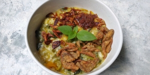 Cara Membuat Bubur Manado Komplit Asli yang Enak Sederhana dengan Sambal Special