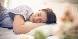 Nempel Dikit Langsung Molor, Orang Bisa Cepet Banget Tidur tuh Kenapa sih?