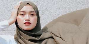 Trending Twitter, Selebgram Indira Khalista Banjir Hujatan Netizen Perihal Ungkapan 'Corona B Aja!'