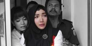 Bebas Dari Lapas dan Berhijrah, Roro Fitria Mengaku Ingin Menikah dengan Duda Sholeh