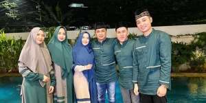 Dewi Perssik Bikin Konten Ramadan Bareng Keluarga Besar, Rosa Meldianty Ada Gak ya?