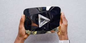 9 Youtuber Indonesia yang Sudah Raih Diamond Play Button, Channel Keluarga Halilintar Kuasai Daftar