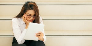 Jam Kerja Berlebih Ternyata Meningkatkan Kemungkinan Terjadinya Depresi pada Perempuan