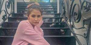 Saking Gede Rumahnya, Prilly Latuconsina sampai Gak Tau Mau Nyalain Lampunya di Mana!