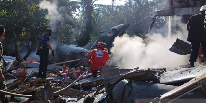 Pesawat Tempur TNI AU Jatuh di Rumah Warga di Riau, Ngeri Banget