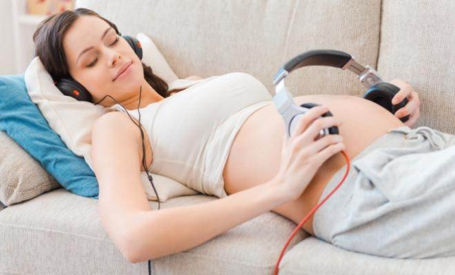Apakah Benar Musik Klasik Berpengaruh Terhadap Kecerdasan Bayi?