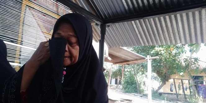 Kisah Sedih Ibu Kalsum Merintih Disika, Dipukul Hingga Hendak Dipenjarakan Anaknya Sendiri