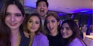 Mulai dari Artis Sampai Politikus, Ini Deretan Seleb Papan Atas yang Datang Ke Ulang Tahun Aurel