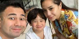 Lagi Les Piano, Gaya Rafathar Bikin Netizen pada Gemes!