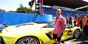 Raffi Ahmad Lebih Suka Beli Mobil Nyicil, Ternyata Ini Alasannya