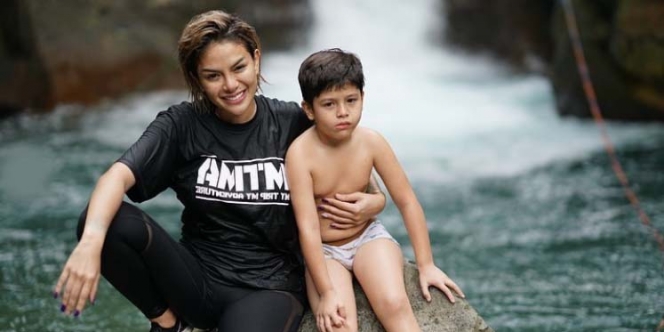 Punya Anak yang Ganteng, Nikita Mirzani: Anak Gue Mah Harus Playboy!