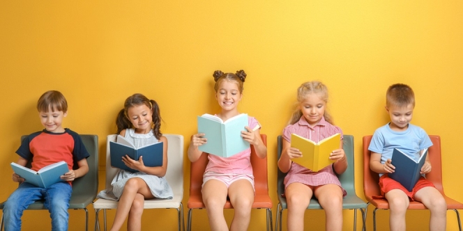 Berapa sih Mom Usia Ideal Anak untuk Mulai Belajar Membaca?