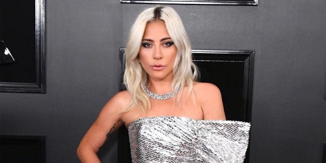 Lady Gaga Pamer Wajah Glowing Tanpa Riasan, Intip Perawatan Kulit yang Rutin Dilakukannya