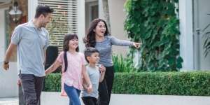 Salahkah Ibu Belum Bisa Menyayangi Anak Secara Adil?