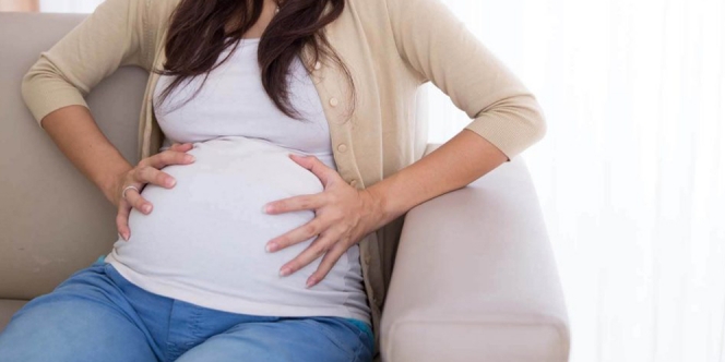 Meski Normal Dialami Ibu Hamil, Kram Perut Bisa Jadi Tanda Komplikasi Kehamilan Ini Moms