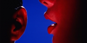 Manfaatin ASMR di Aktivitas Seksual, Tambahan Suara-Suara yang Bikin Hubungan Makin Panas
