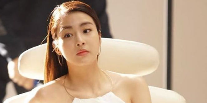 Gak Cuma Siwon, Ini Deretan Aktor Ganteng yang Pernah Jadi Pasangan Kang Sora di Drama Korea