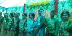 Viral, 4 Saudara Kembar Asal Bone Nikah Bareng Sekaligus!