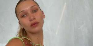 Terlihat Sangat Berkilau, Berikut Ini 9 Potret Apartemen Mewah Bella Hadid di New York