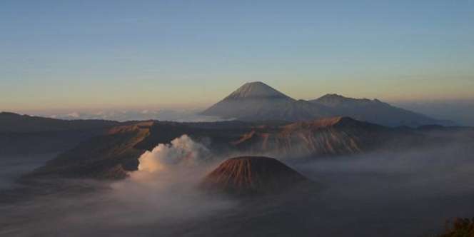 Viral Spot Pemandangan Indah Bromo Disebut Mirip Pegunungan Swiss Eropa