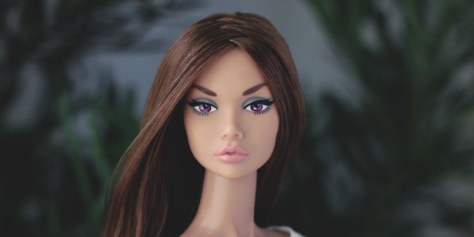 Udah Kayak Manusia, Boneka Barbie Ternyata Punya Nama Panjang dan Silsilah Keluarga lho!