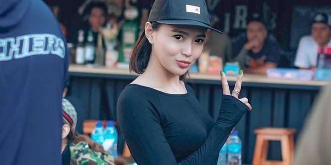 Sepi Job Manggung Selama Pandemi, Wika Salim Akhirnya Banting Stir Jualan Kopi!