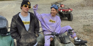 Main ATV Bareng Justin Bieber, Muka Hailey Jadi Cemong Semua! Untung Tetep Cantik