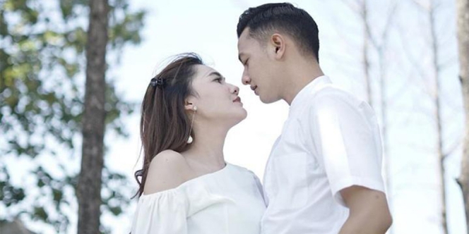 Bikin Warganet Penasaran, Nella Kharisma dan Dory Harsa Akan menikah 9 September?