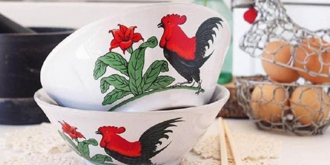 Asal Usul Mangkok Ayam Jago, Simbol Pedagang Kaki Lima yang Sudah Ada Sejak Zaman Dinasti Ming!