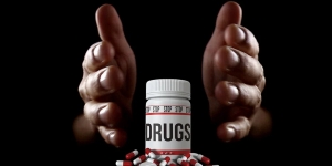 Punya 1001 Akal, Kurir Narkoba Ini Terciduk Selundupkan Obat Terlarang Lewat Sayur Tahu