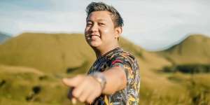 Potret Denny Caknan, Bintang Baru Industri Musik Campursari yang Booming dengan Lagu Los Dol