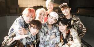 Gak Hanya BTS, 6 Idol K-Pop Ini Punya Lagu yang Judulnya 'Fire' Juga loh!