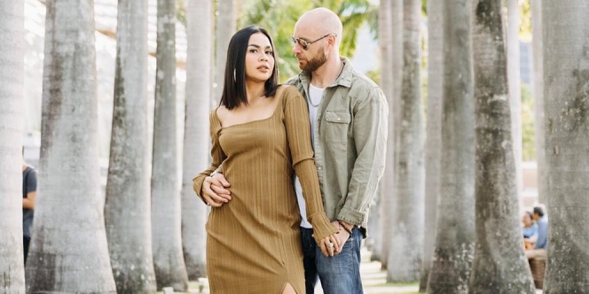 Punya Penghasilan Lebih Besar dari Suami, Melaney Ricardo Berikan Tips Rumah Tangga Tetap Harmonis