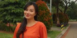 Tetap Cantik dan Glowing, Asmirandah Pamerkan Baby Bumb-nya yang Makin Membesar