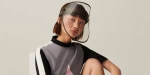 Louis Vuitton Rilis Face Shield Mewah Seharga Rp 14 Jutaan, Tampak Fashionable dan Multifungsi