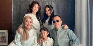 Tak Terlihat di Televisi karena Sakit, Ayu Ting Ting Sekeluarga Jalani Rapid Test